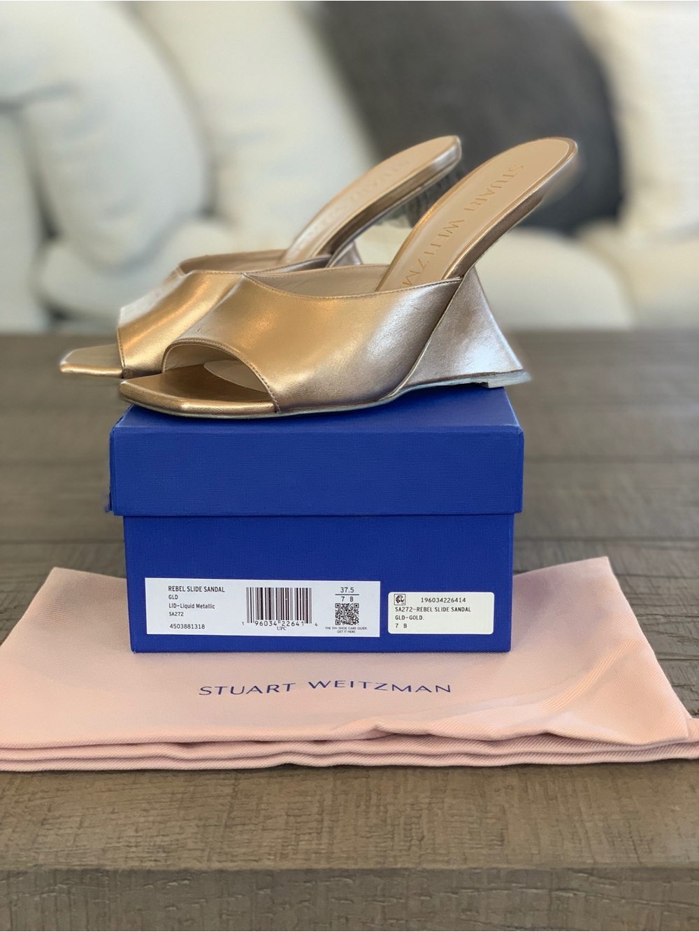 Stuart Weitzman Rebel Slide Sandals Gold Metallic Leather Sz 7 | Box & Dust Bag
